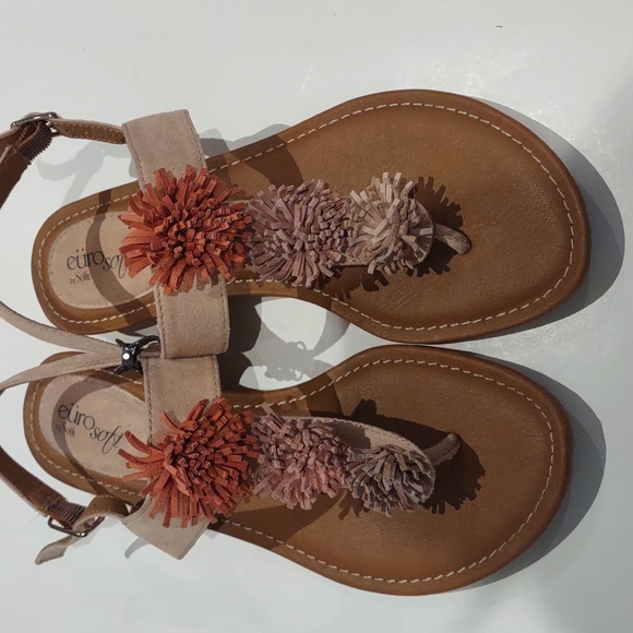 Beautiful sandals by eurosoft⭐✨✨✨ - Picture 4 of 12